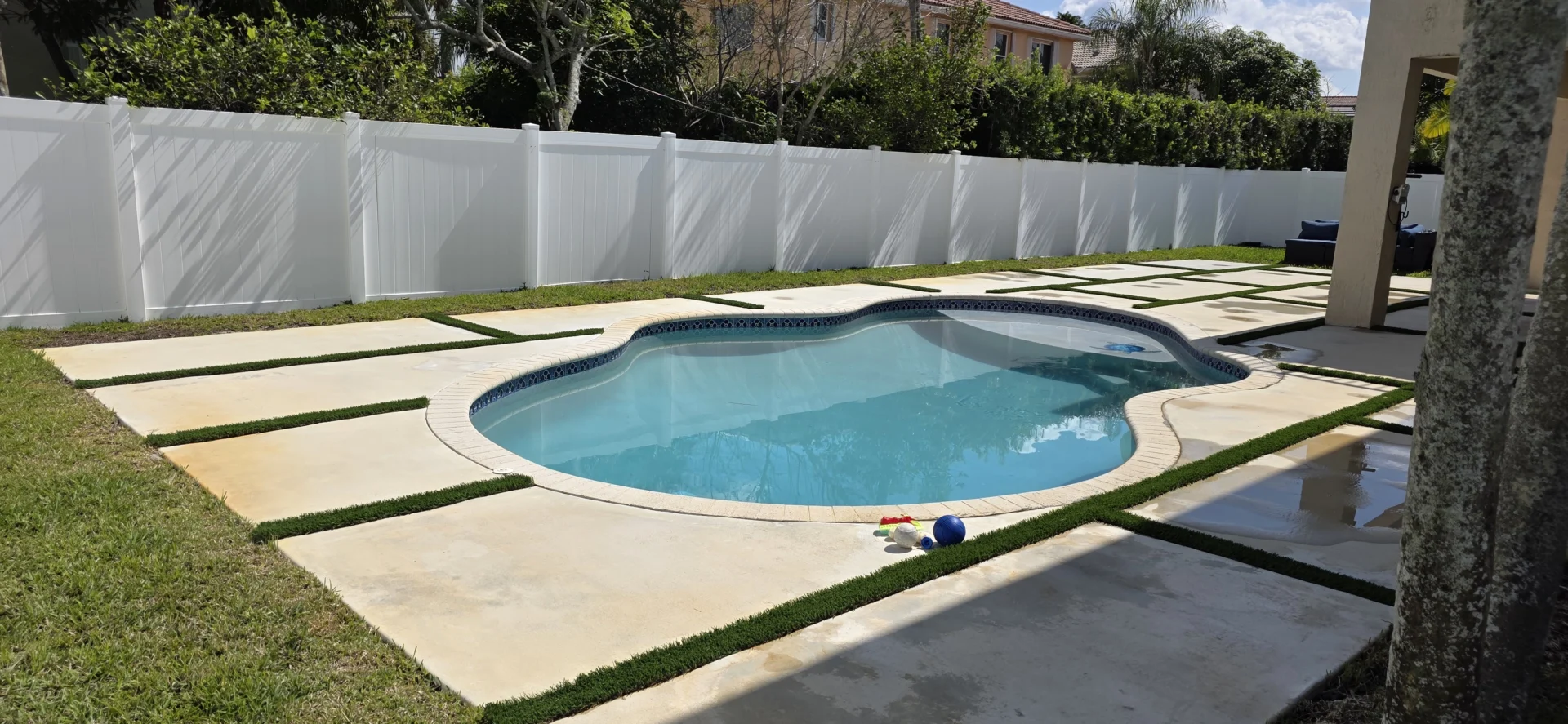 Miramar pool deck clean and safe after pressure washing