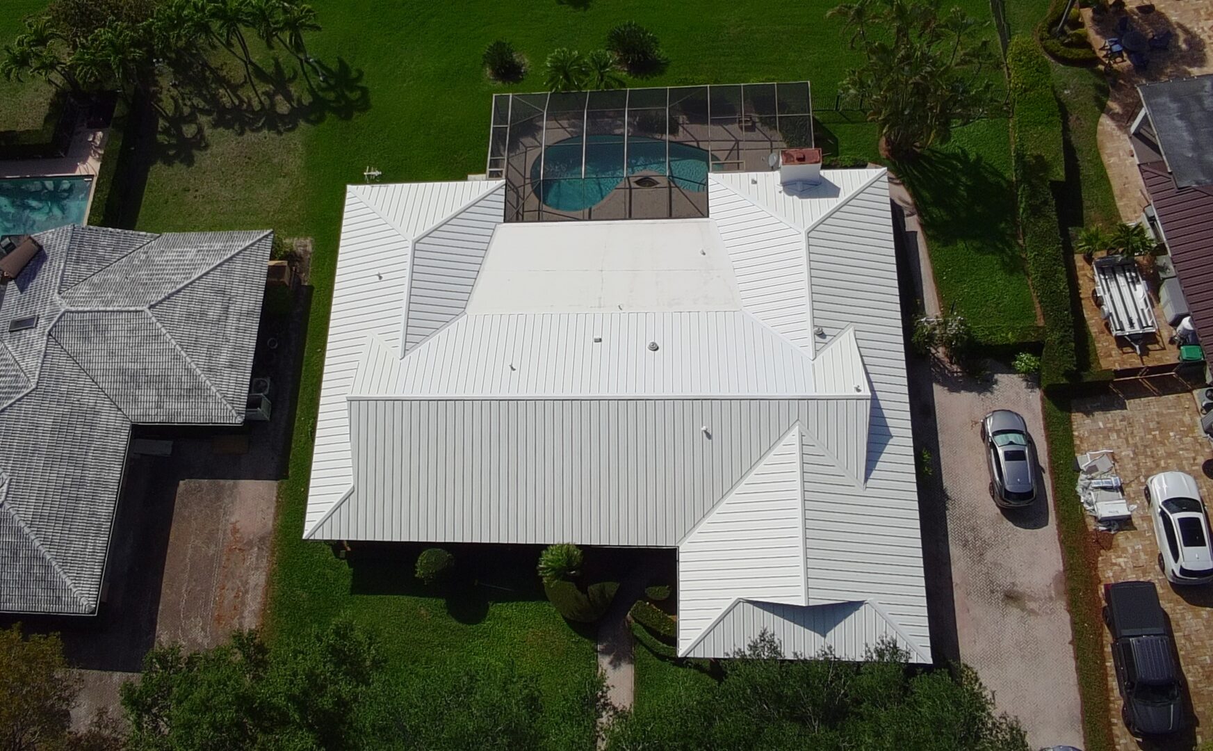 Metal standing seam roof being cleaned in Parkland FL